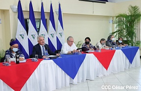 Embajador de Rusia participa en el conversatorio con los diputados de Nicaragua