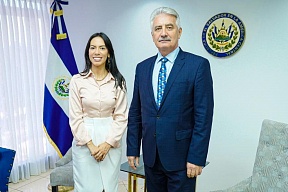 La visita de trabajo a El Salvador La visita de trabajo a El Salvador