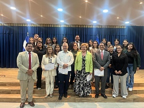 La conferencia sobre Rusia en la Universidad Evangélica de El Salvador
